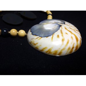 Sea Shell Necklace Set